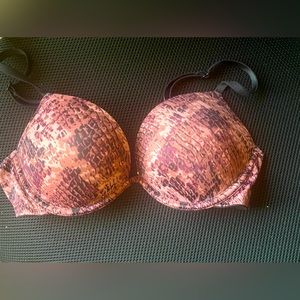 PINK, Wear everywhere Push up bra, Size 34C/ C75